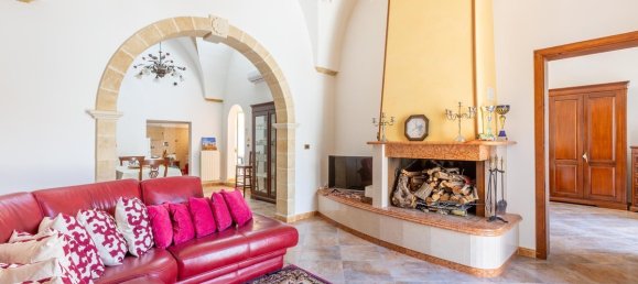 2 bedrooms House in Morciano di Leuca, Italy No. 357129 3