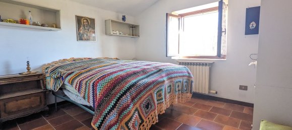 5 bedrooms House in Brissago-Valtravaglia, Italy No. 69566 9