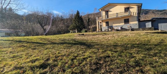 5 bedrooms House in Brissago-Valtravaglia, Italy No. 69566 24