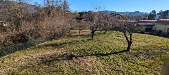 5 bedrooms House in Brissago-Valtravaglia, Italy No. 69566 3