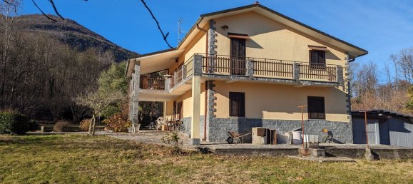 5 bedrooms House in Brissago-Valtravaglia, Italy No. 69566 27