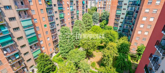 3 rooms Apartment in San Donato Milanese, Italy No. 274452 22