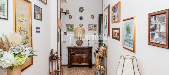 3 rooms Apartment in San Donato Milanese, Italy No. 274452 7