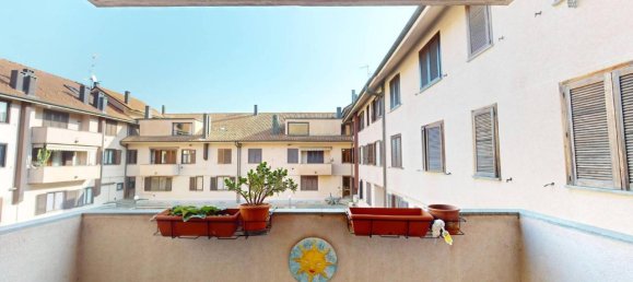 Apartamento de 3 habitaciónes en Vimercate, Italy No. 176496 12