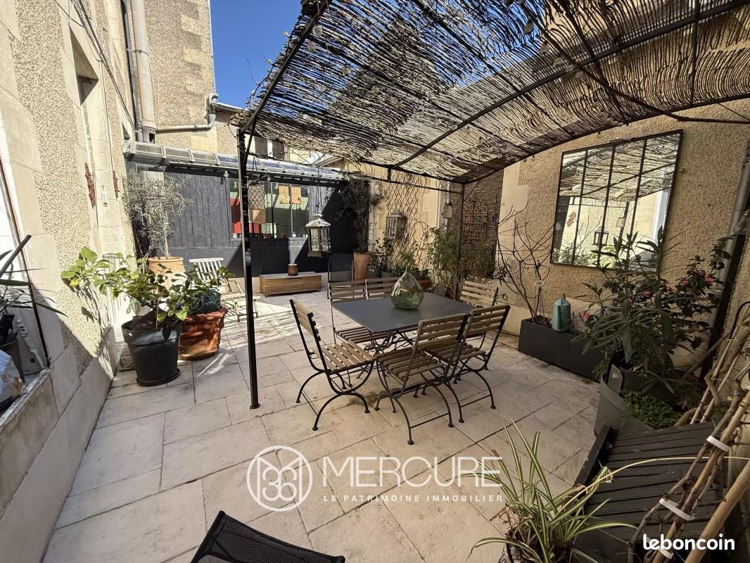 5 Schlafzimmer Wohnung in Poitiers, France, Nr. 341199