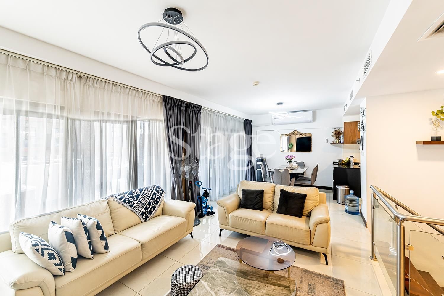 2 bedrooms Duplex in Jumeirah Village Circle, UAE No. 107891