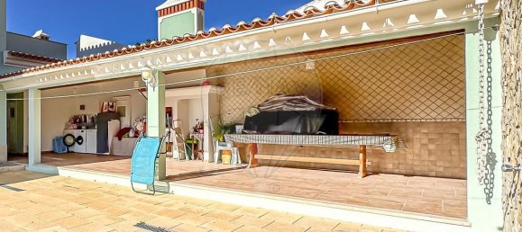 3 bedrooms House in Sesimbra, Portugal No. 185441 9