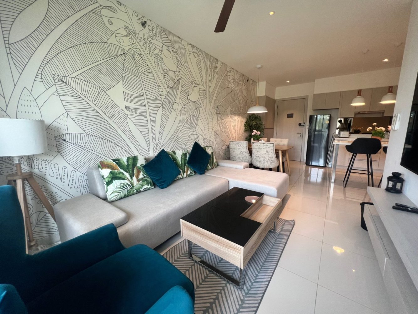 2 bedrooms Condo in Bang Tao, Thailand No. 11035