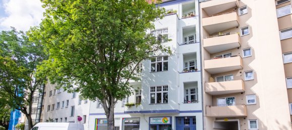 6 rooms Building in Wedding, Germany No. 351408 2