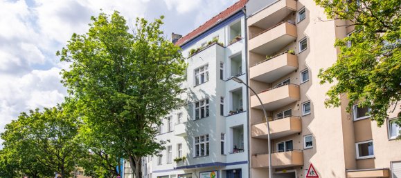 6 rooms Building in Wedding, Germany No. 351408 4