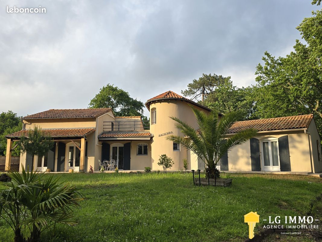 4 chambres Villa à Étaules, France No. 100905