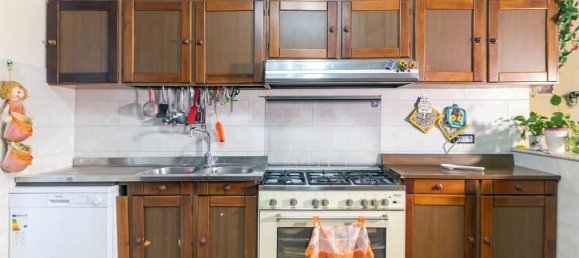 3غرفة شقة في Palestrina, Italy رقم 29579 8