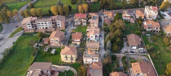 3غرفة شقة في Palestrina, Italy رقم 29579 26