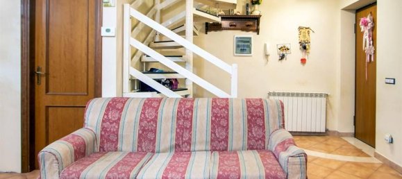 3غرفة شقة في Palestrina, Italy رقم 29579 5