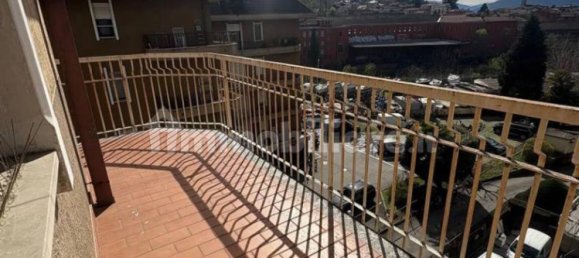 4 غرف نوم شقة في Luino, Italy رقم 344045 18