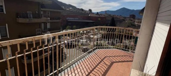 4 غرف نوم شقة في Luino, Italy رقم 344045 21