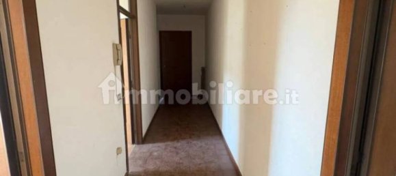 4 غرف نوم شقة في Luino, Italy رقم 344045 20