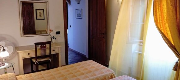 5 rooms Apartment in Certaldo, Italy No. 286740 14