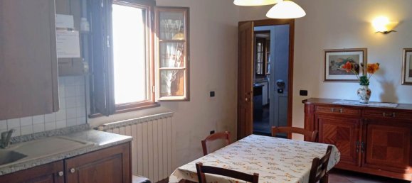 5 rooms Apartment in Certaldo, Italy No. 286740 2