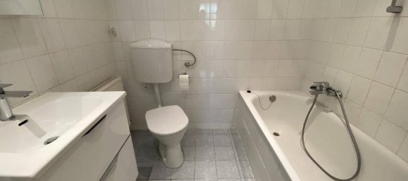 2 rooms Apartment in Penzing, Austria No. 199553 12