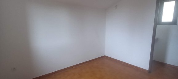 3 bedrooms House in Saint-Julien, France No. 196712 31