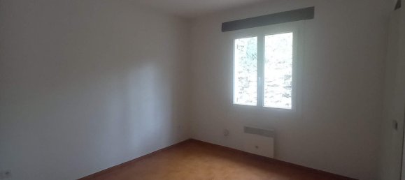 3 bedrooms House in Saint-Julien, France No. 196712 23