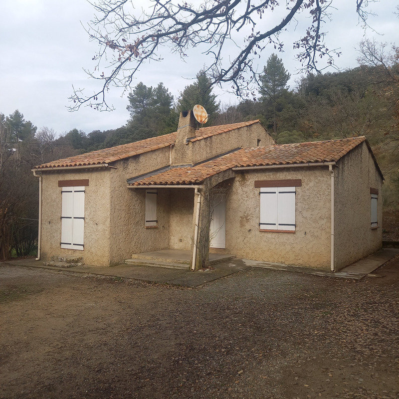 3 bedrooms House in Saint-Julien, France No. 196712