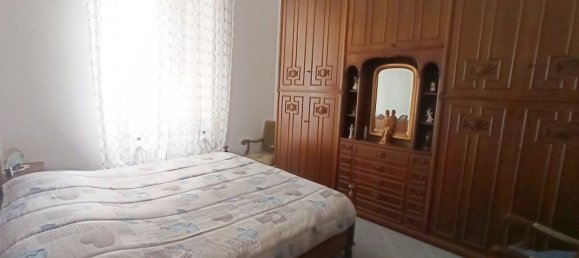 6 rooms Apartment in Savona, Italy No. 64667 10