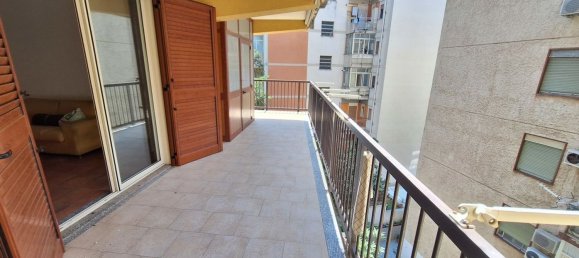 4 Schlafzimmer Wohnung in Messina, Italy, Nr. 321948 8