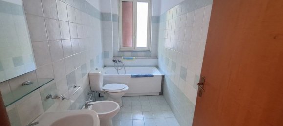 4 Schlafzimmer Wohnung in Messina, Italy, Nr. 321948 12