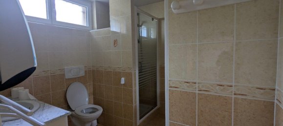 4 bedrooms House in Lot, France No. 360827 12