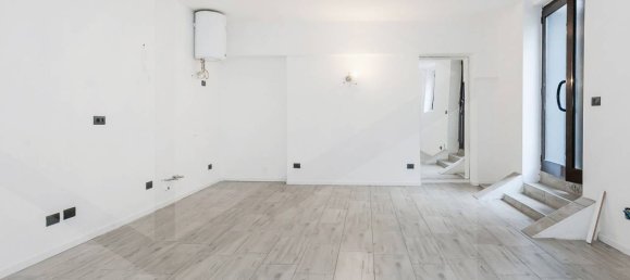 3غرفة شقة في Milan, Italy رقم 241835 4