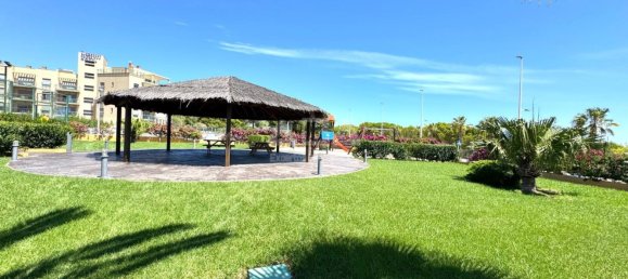 Квартира с 2 спальнями в Алкала де Сиверт, Испания № 187232 3