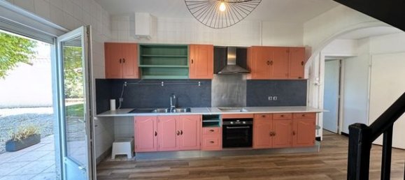 5 bedrooms House in Rhone, France No. 289707 6