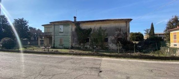 5 bedrooms Villa in Verona, Italy No. 73404 6