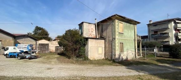 5 bedrooms Villa in Verona, Italy No. 73404 5