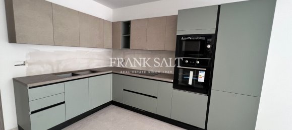Apartamento T2 em Gzira, Malta N.º 4654 4