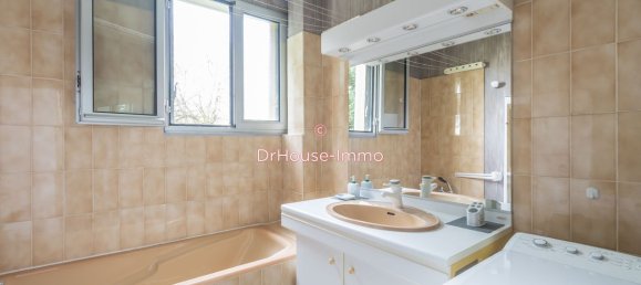 Apartamento T2 em La Celle-Saint-Cloud, France N.º 144584 14