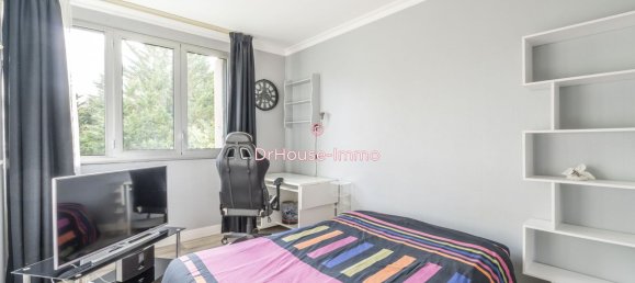 Apartamento T2 em La Celle-Saint-Cloud, France N.º 144584 9