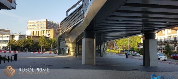 Gewerbliche Immobilie in Donostia-San Sebastian, Spain 210.0m², Nr. 377 2