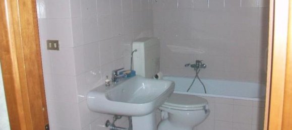 2 chambres Appartement à Collegno, Italy No. 253764 7