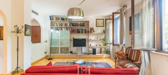 Apartamento de 2 dormitorios en Milan, Italy No. 358869 4