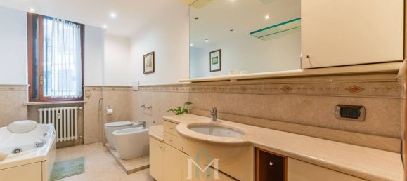 Apartamento de 2 dormitorios en Milan, Italy No. 358869 26