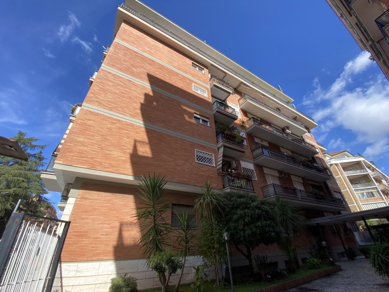 3 rooms Penthouse in Rome, Italy No. 202938