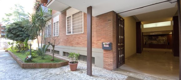 3 rooms Penthouse in Rome, Italy No. 202938 2