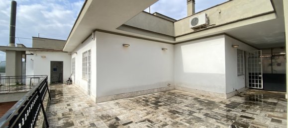 3 rooms Penthouse in Rome, Italy No. 202938 16