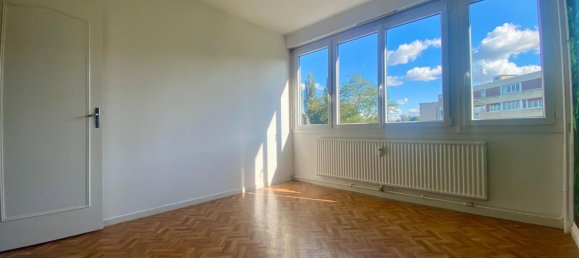 2 chambres Appartement à Marly, France No. 228561 8