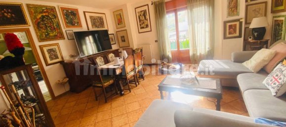3 bedrooms Apartment in Maltignano, Italy No. 255164 4