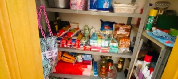 3 bedrooms Apartment in Maltignano, Italy No. 255164 8