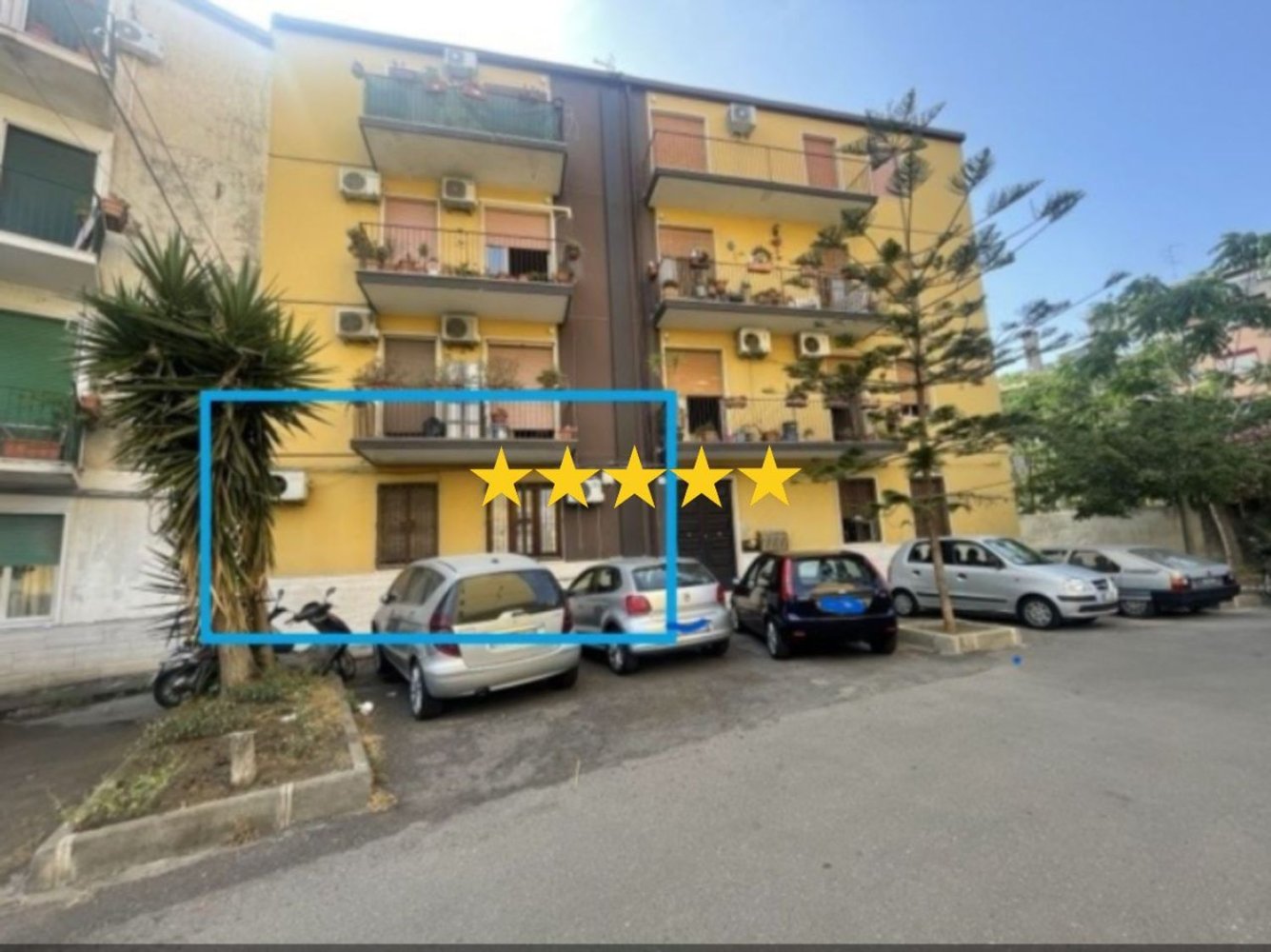 4 bedrooms Apartment in Catania, Italy No. 316830